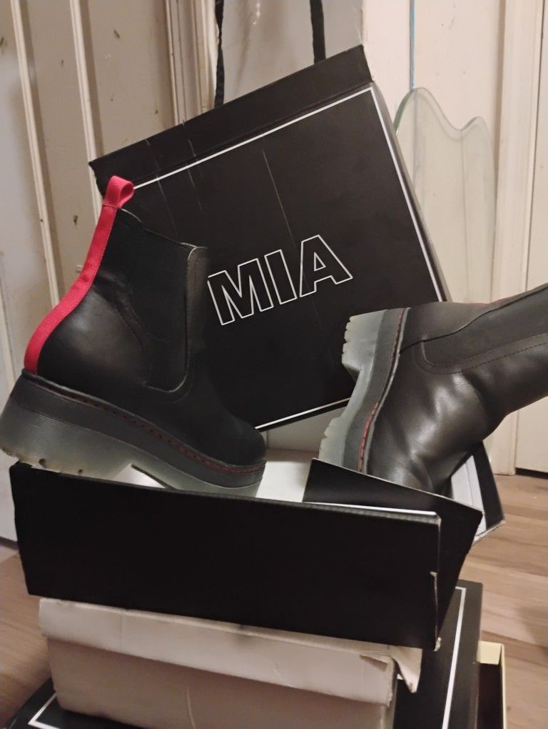 Black boots