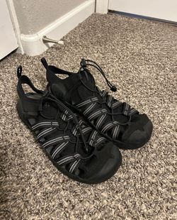 Keen Sandals size 13
