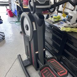 Elliptical: Proform Carbon HIIT H7 