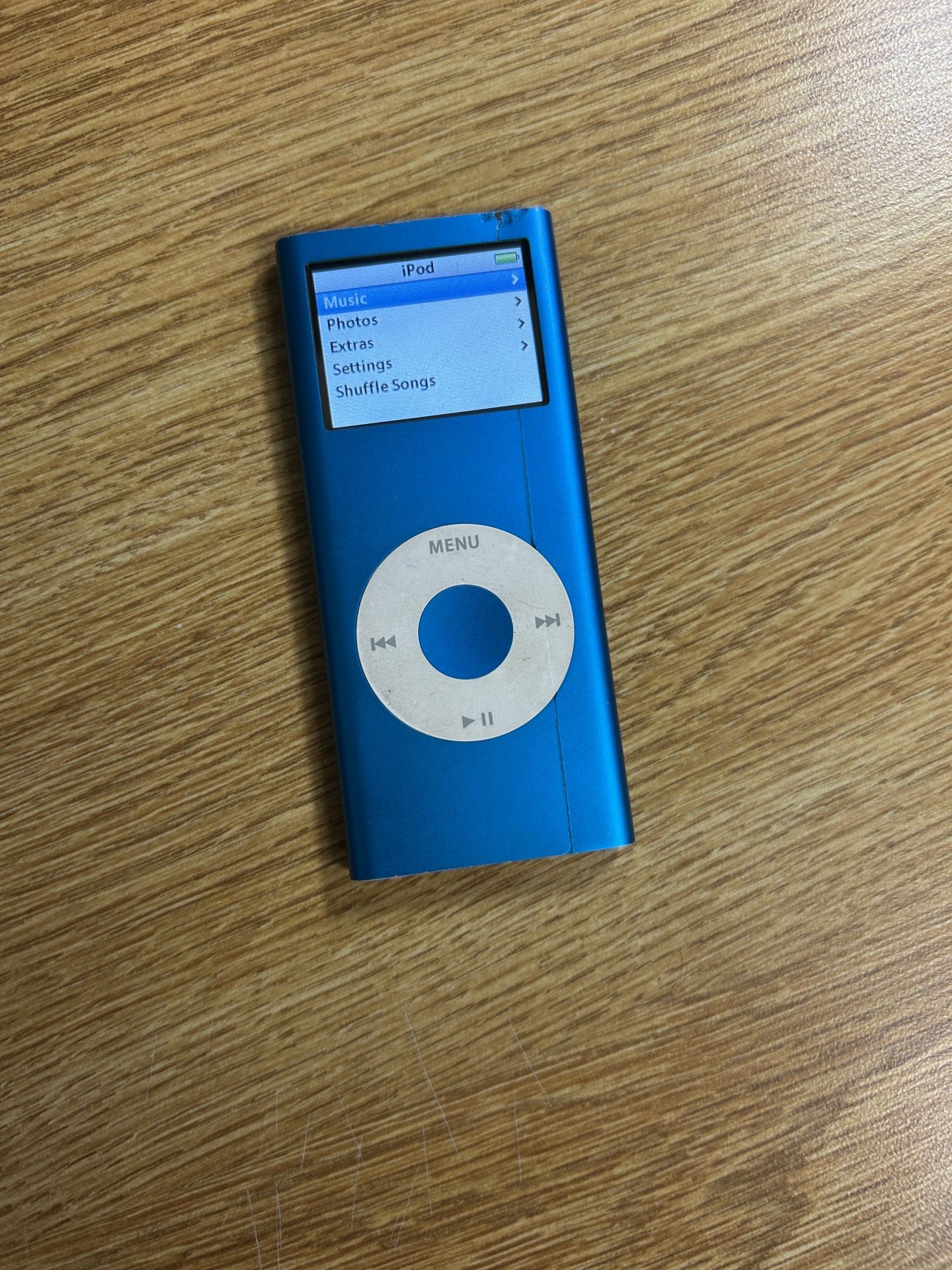 Apple iPod Nano 2nd Generation 4GB Blue