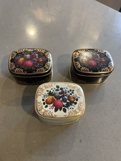 Assorted colorful flower Tin boxes