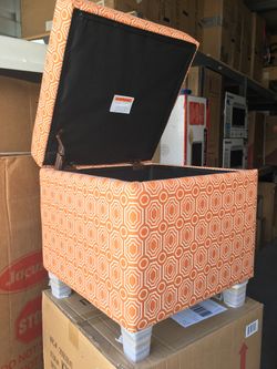 🦋 50 Dlls Storage Ottoman  in Orange Brand New in Box  18 “ H x 17 “D x 17” W