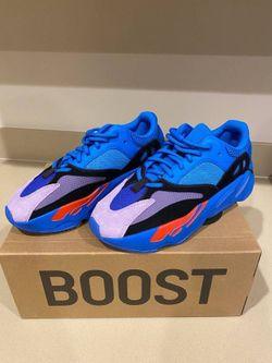 Yeezy 700 hi res blue size 12