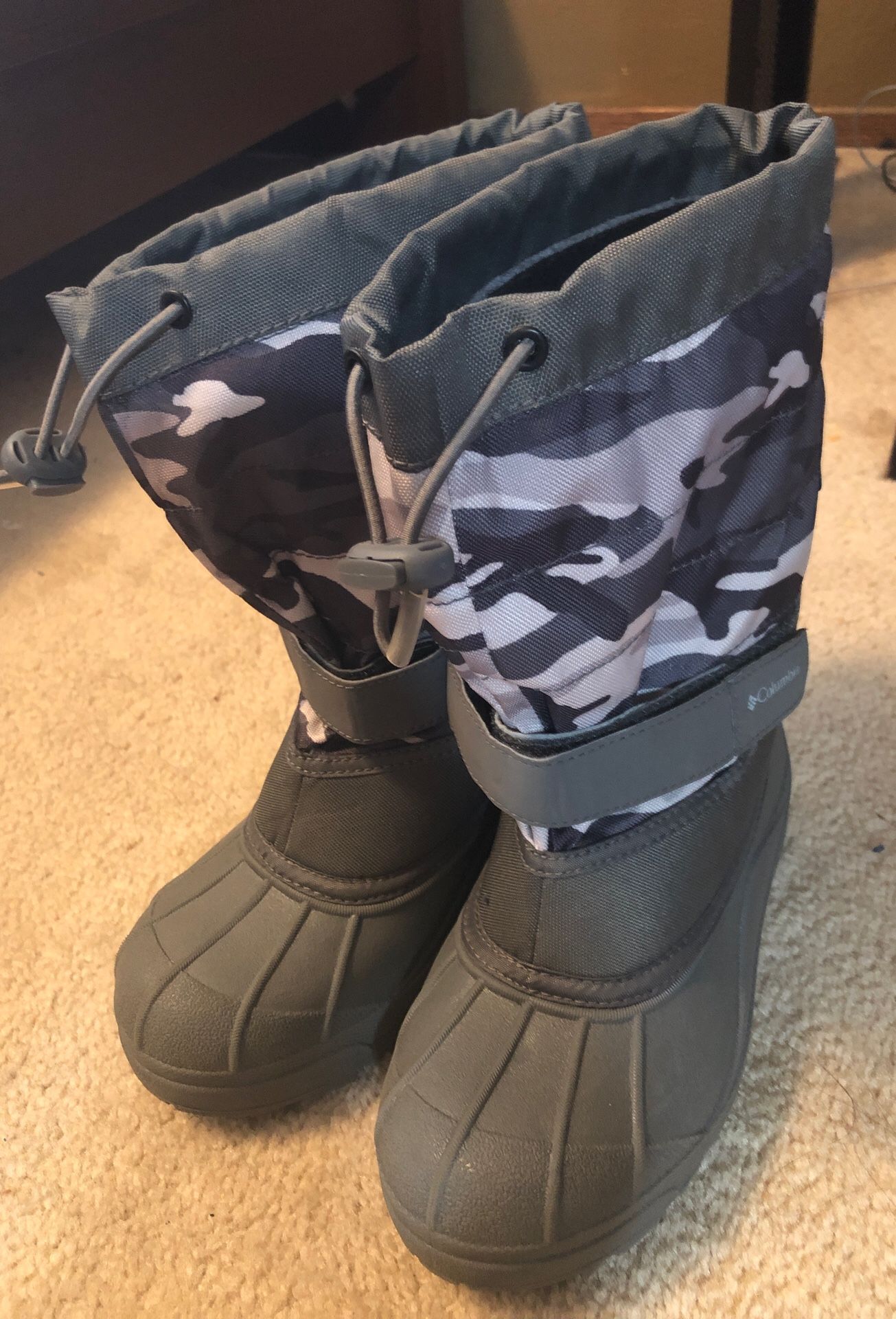 Columbia boys snow boots