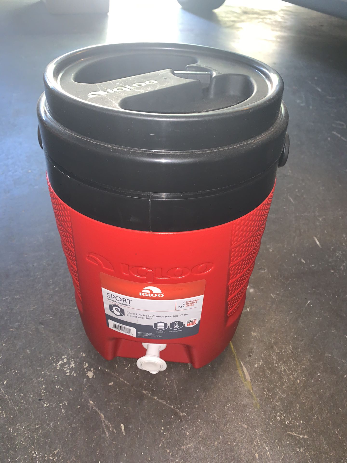 Igloo 2 Gallon Water Cooler