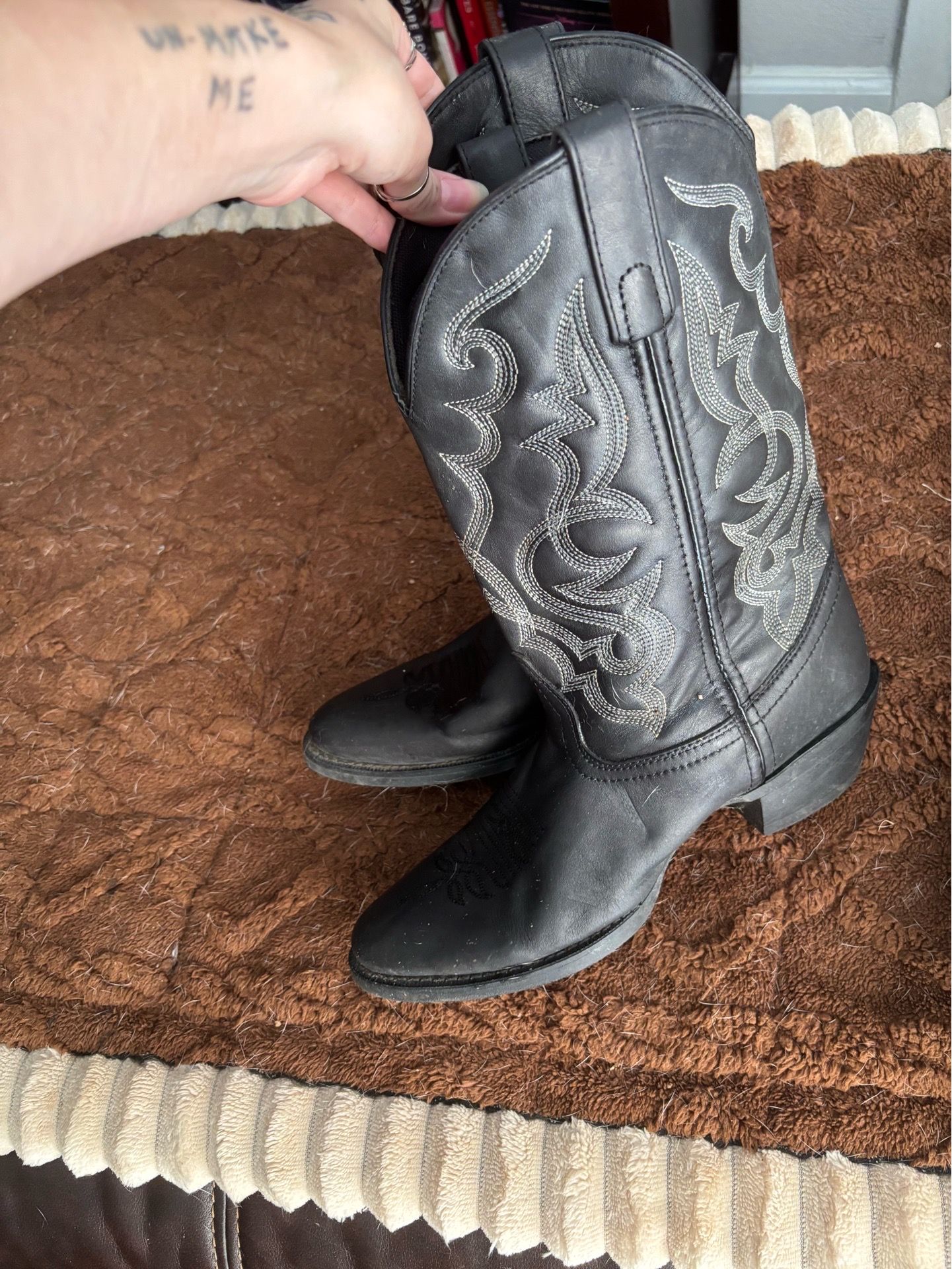 Laredo women’s boots. Offers welcome!!