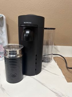 Nespresso Vertuo Deluxe & Frother