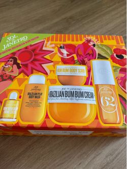 Sol de janiero sealed brand new