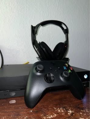 Xbox One X With Controller