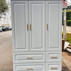 Dresser Like New