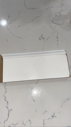 Base board moulding (primed)