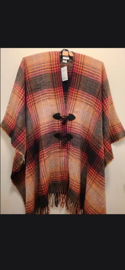 Womens Ponco Topper Wrap with Toggles