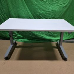 TÜV Rheinland certified standing desks