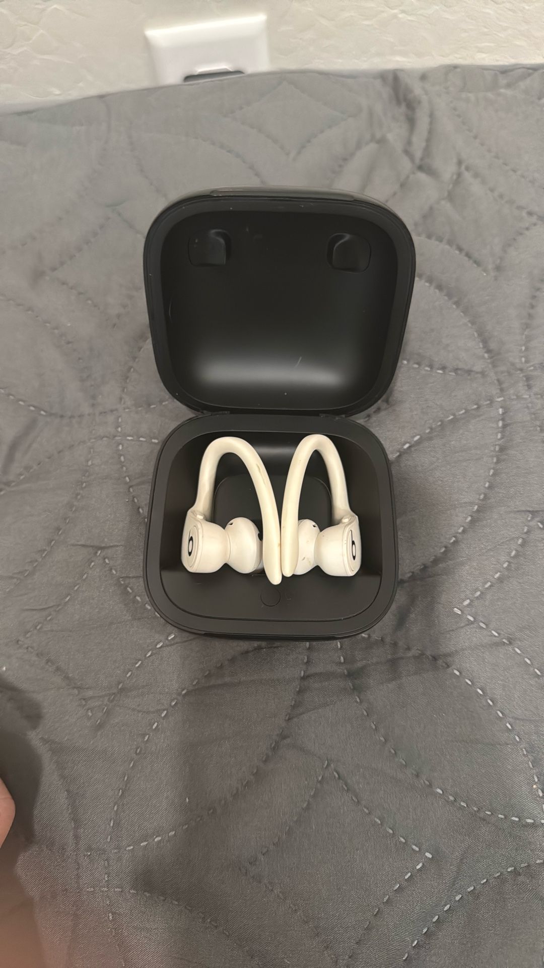 Wireless Beat Pods