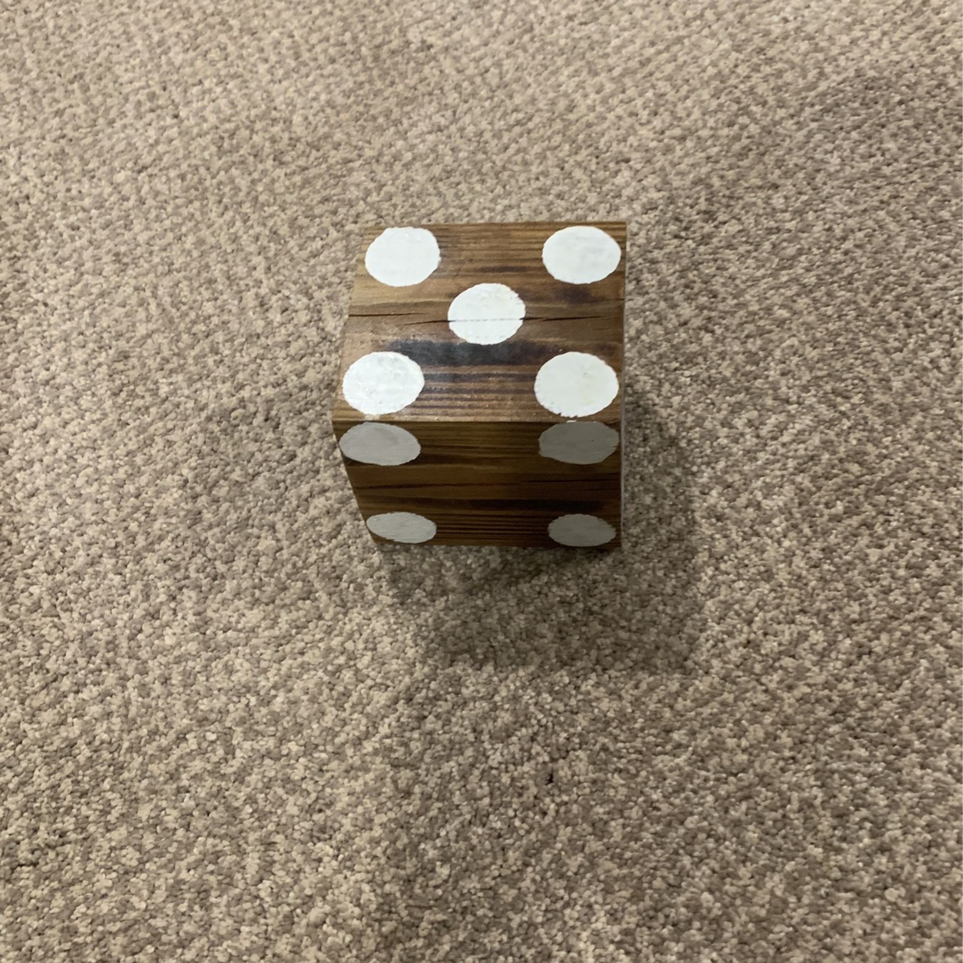 Wooden dice 