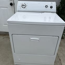 Whirlpool Super Capacity Gas Dryer 