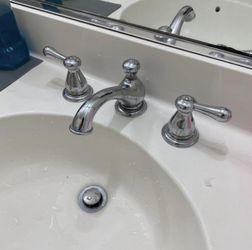4 Sink faucets
