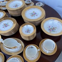 Vintage Homer Laughlin China set