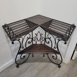 Corner Piece Iron Shelf Table Stand