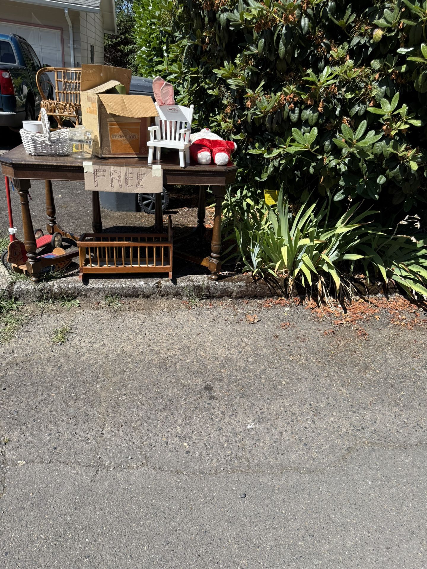 Free table And misc Stuff