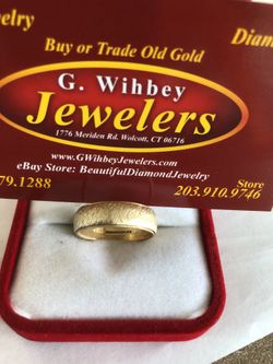 14 kt ,art carve , designer wedding band