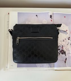 Gucci Signature Messanger Bag