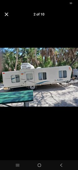 TrailManor Travel Trailer RV