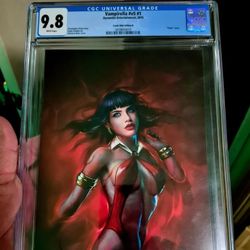 9.8 Cgc Graded Vampirella Issue #V5#1