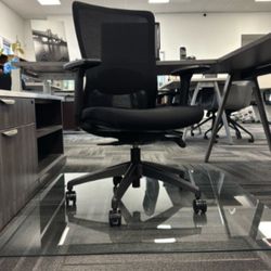 New - Executive Office Chair