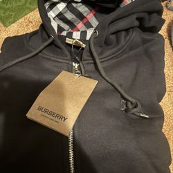 Burrberry Zip Up