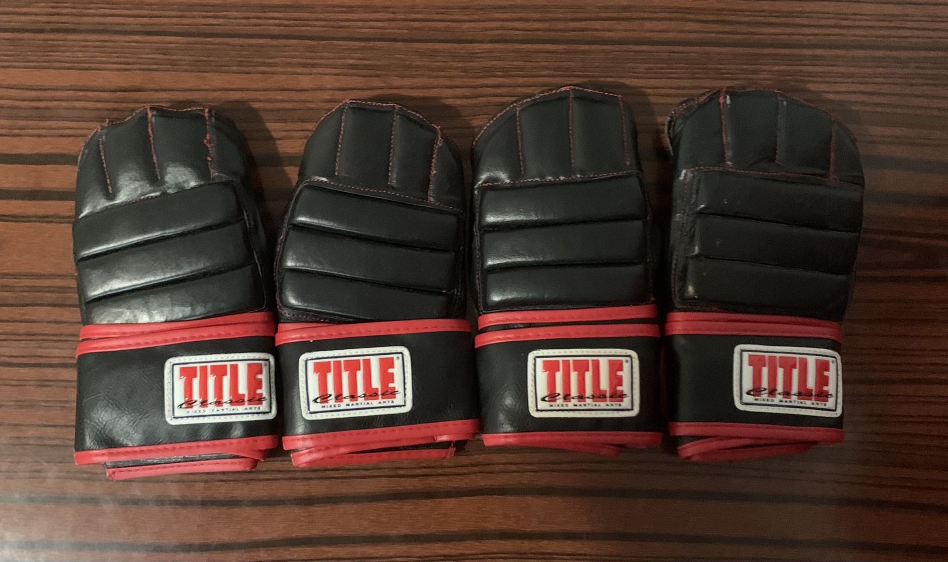 Mixed Martial Arts (MMA) Gloves - 2 CT