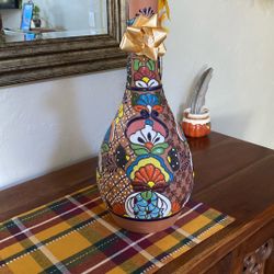 Here Is A Beautiful Vase, Colorful Southwest Makes Nice Christmas Gift To Collector 