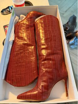 Schutz boots size 6 1/2
