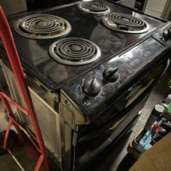 Black GE slide in design stove (Does not work)