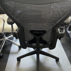 Herman Miller Aeron Chair B Size With Posture Fir