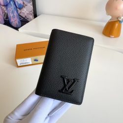 LV M69979 Cardholder Black