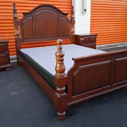 Queen Size Bedroom Set With Boxspring And Nightstands 