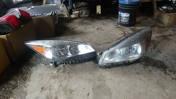 2013 16 Ford Escape Headlights For Sale In Dallas Tx Offerup