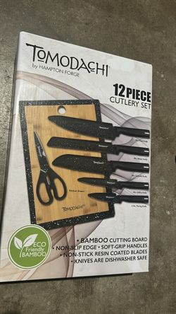 Knife and cutting board set