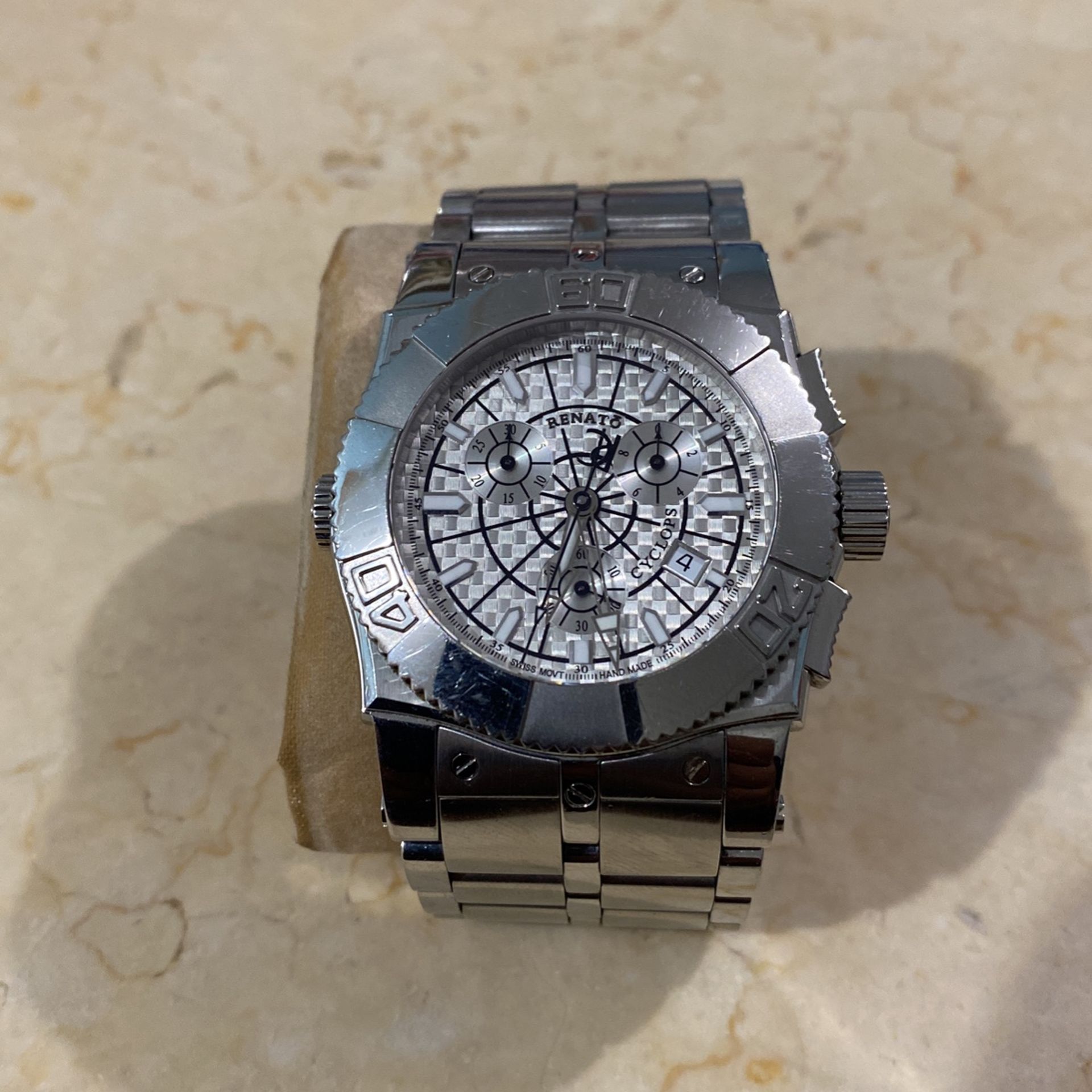 Renato cyclops watch store