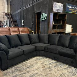 New Black Velvet Sectional. Delivery & Set Up Available 