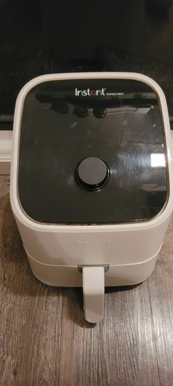Like NEW Instant Pot Vortex Air Fryer