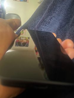 Icloud locked iphone 17E