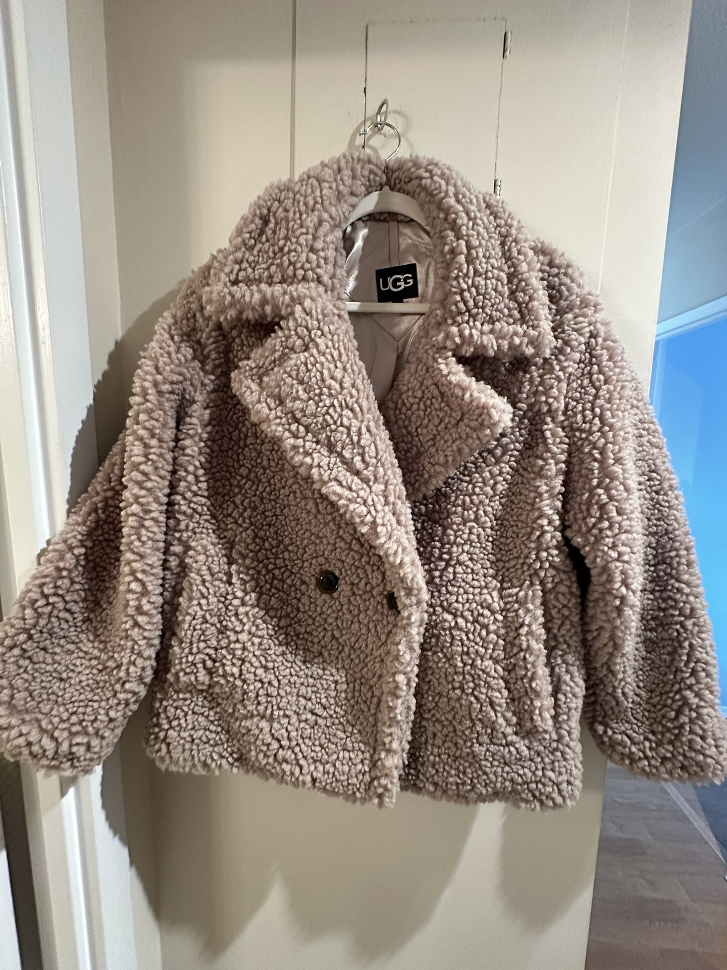 Ugg Teddy/Sherpa Jacket