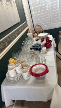 Moving sale