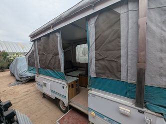 1992 Coleman Apache pop up camper