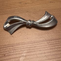 Sterling Silver BOW Pin Brooch Signed M
