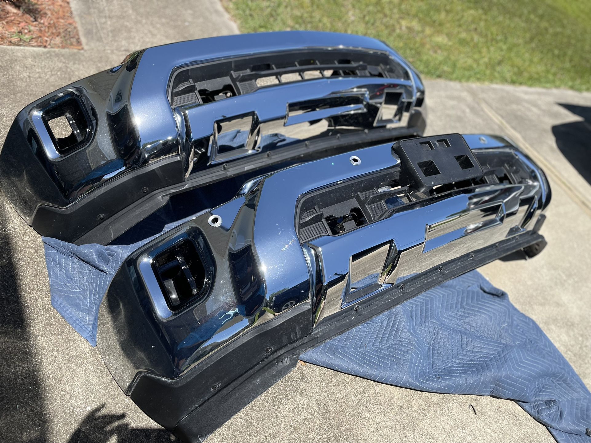 2020–2024 Silverado Chrome Front Bumper 2500 / 3500 Take Off Excellent Condition OBO