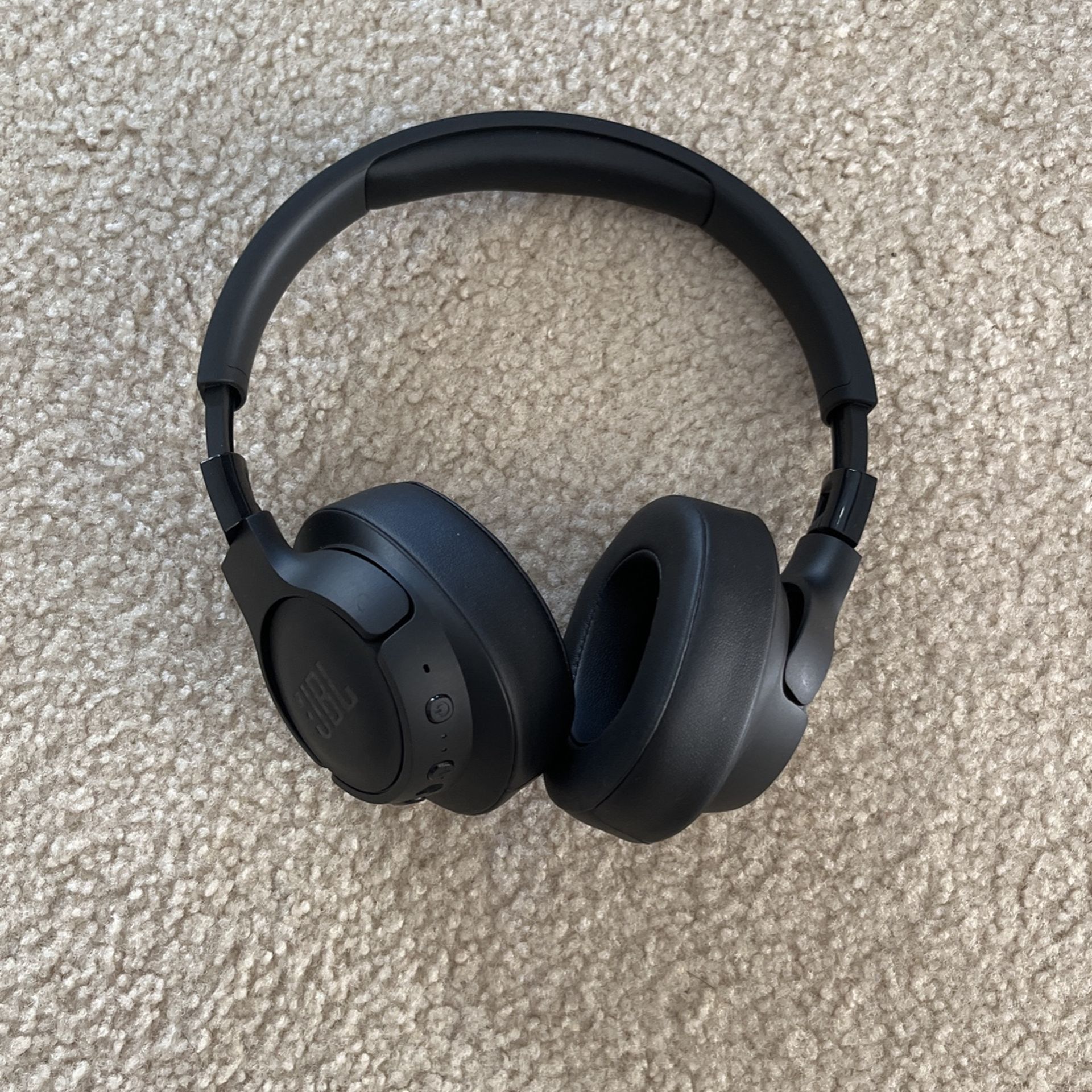 JBL Headphones Tune 760 NC