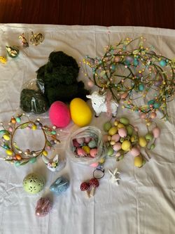 Easter Decor Lot – Bunnies, Eggs, Garland & Spring Decorations